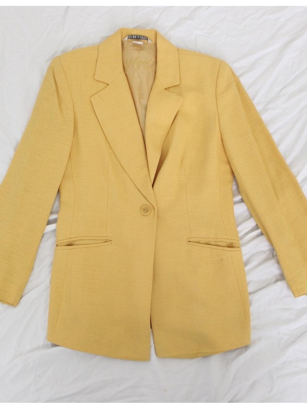 Peter Nygard tweed yellow blazer Size 4